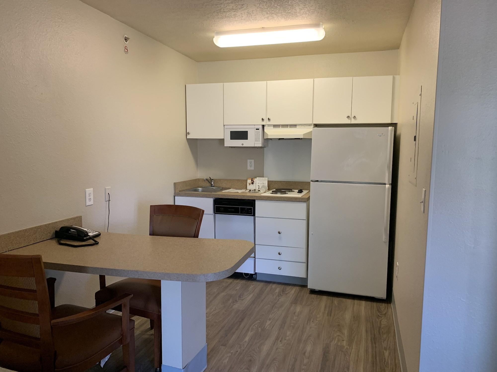 Extended Stay America Suites - Kansas City - Lenexa - 87Th St Overland Park Dış mekan fotoğraf